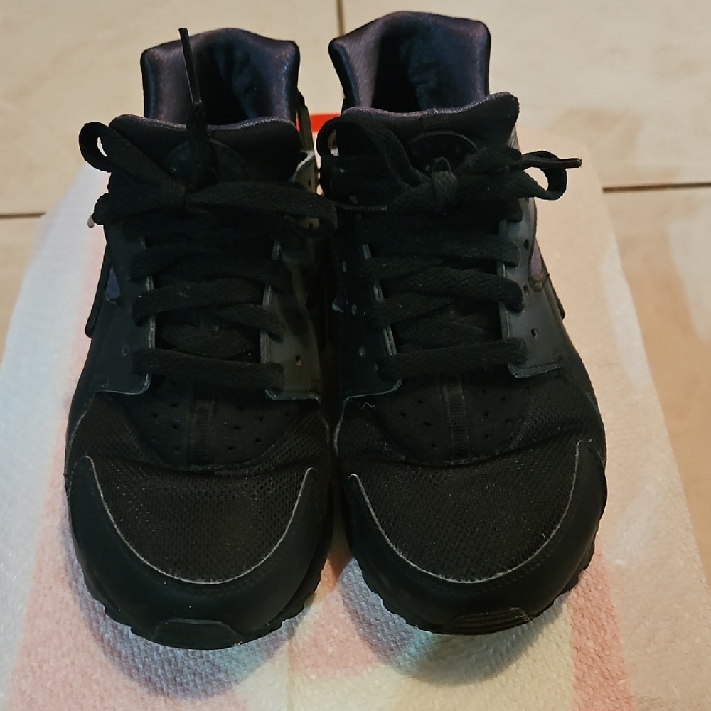 Nike Huarache Run Black Sneakers